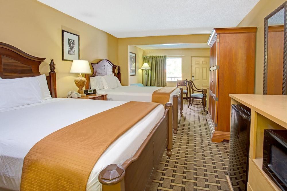 Travelodge Suites By Wyndham Kissimmee Orange Exterior photo